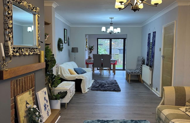 Oxford - Villa - Sleeps 8 - Garden - Parking - Foto 17