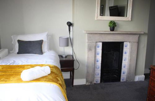 Charney Manor - Photo 75