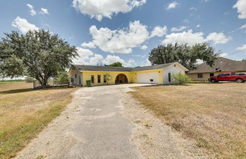 Screened Porch Remote Harlingen House! - Foto 3