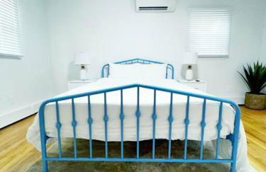 Luxe 10 guest Cottage Ski-Golf-Firepit-Lakes-Hike - Foto 17