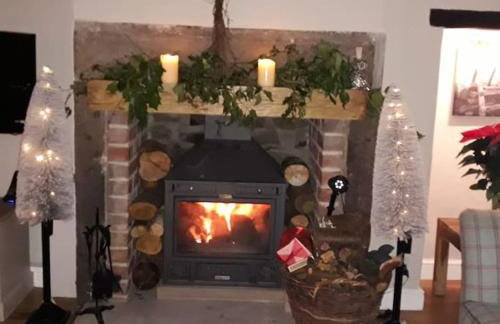 1800 Period Grade 2 Listed Cottage Addingham - Photo 13