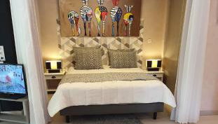 La chaume du marais poitevin avec barque green venice with boat - Foto 2