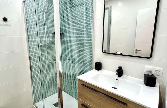 Cozy flat close to the city center - Photo 24