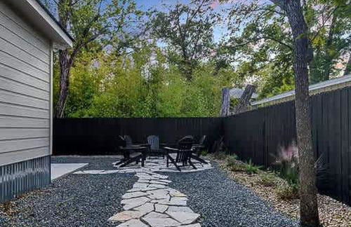 Southern Charm - Near Main With Hot Tub - Foto 28