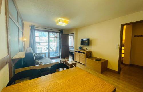 Appartements - PISCINE INTÉRIEURE Sauna - PARKING Privé Étage 1 - Centre Village - Résidence Cami Réal - avec LINGE et MÉNAGE de fin de Séjour Compris - Foto 15