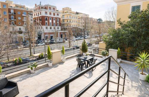 Elegantis Aventino Charming Flat with Private Terrace - Colosseo, Metro and Circo Massimo Nearby - Photo 33