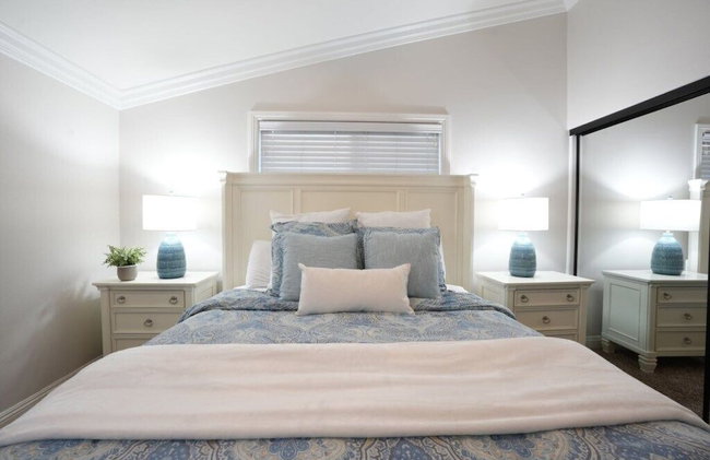 Sweet 4 bedroom, 3 bath plus Loft Bedroom, Pool Home - Foto 17