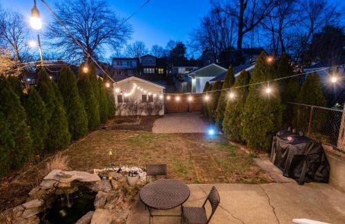 Luxe Highlands Home! King BR~Fire Pit~Yard Games - Foto 23