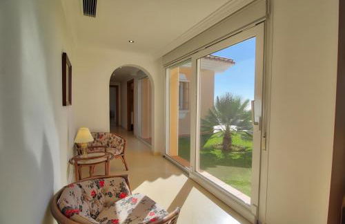 Luxurius Villa with private pool - Photo 15