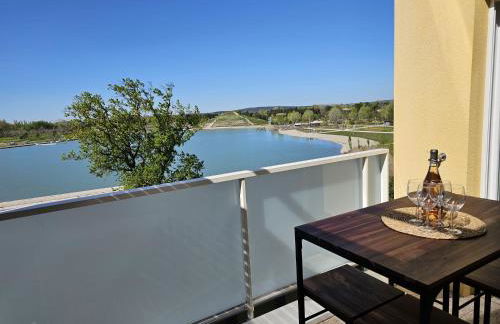 Lakeside Provence - Appartement classé 4 étoiles, Vue sur le lac de Monteux, Parking sous-sol, double clim - Foto 4
