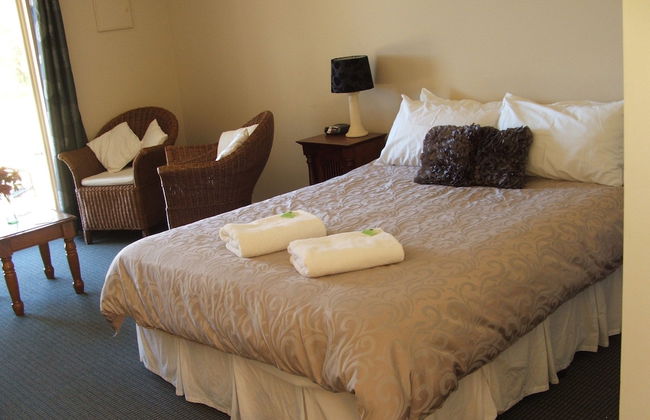 Harbourside Motel - Photo 11