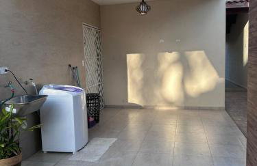 Sobrado top com piscina, espaço gourmet, próximo à praia com Ar Condicionado - Foto 10