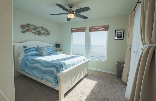 Superb Home With Private Walkover Unobstructed Views - Foto 54