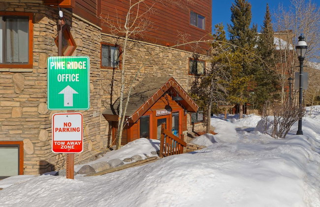 Pine Ridge Condominiums - Photo 5