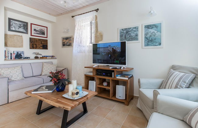 Villa Theta with private pool by Amara Living - Foto 28