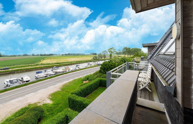 Quiet Getaway w/ Terrace - Foto 14