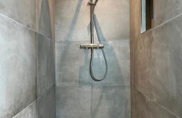 Hangar 19 Superior Apartment mit Terrasse und Garten H7W2 - Foto 4