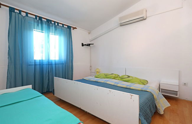 Apartments and Rooms Dragica - Photo 11