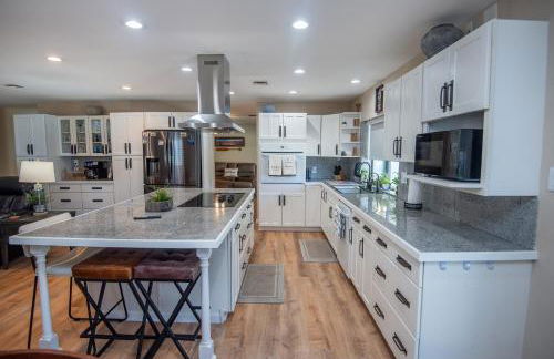 5 Star Luxury with Private Pool and Cozy Firepit - Foto 39