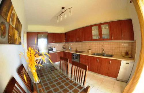 Helmata Villa with privecy - Photo 8