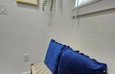 The Hideaway DT Orlando Tiny Home w Free Parking - Foto 47