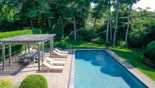 4 Bed 2 Bath - Salt Water Pool Close & Beaches - Foto 4, Garden, sunbed, Garden view