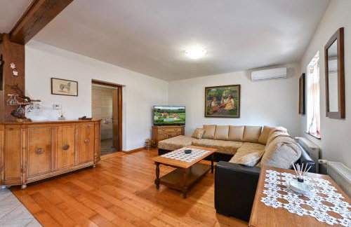 Ruralna kuca 'Villa Zagorka' za odmor sa bazenom i bočalištem - Foto 44