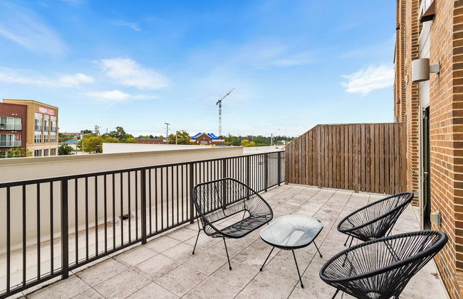 Huntington Apartments near Huntington Metro - We Host - Photo 61
