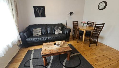 2 Bedrooms - 3 Beds - Free Parking - 168 - Foto 1