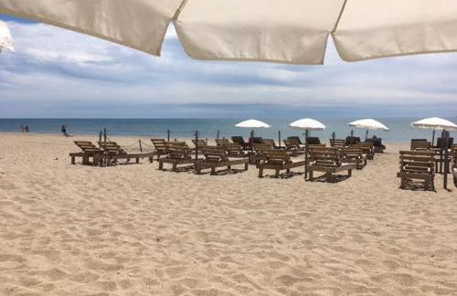 Spacieux et lumineux duplex arty au centre de Sète - Photo 15