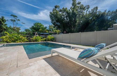 Contemporary Oaks | Heated Pool + Screened Lanai - Foto 41