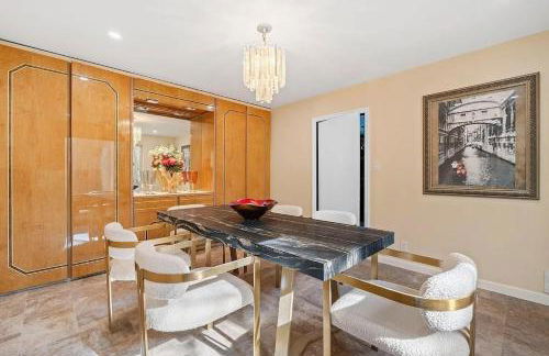 The Sinatra House- Fully Furnished! - Foto 47