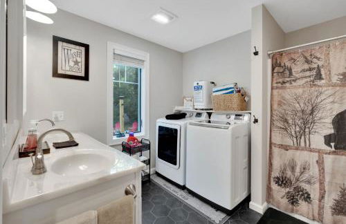 Mitten Pines Cabin Hot Tub Fire Pit - Foto 23