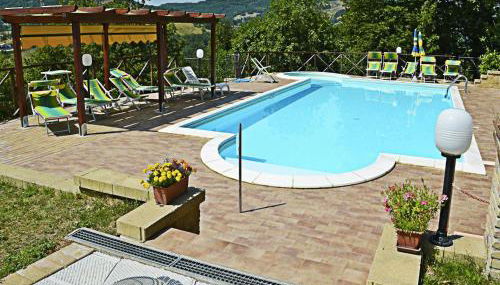 Cottage in Marche With Pool and Forest Views - Photo 4