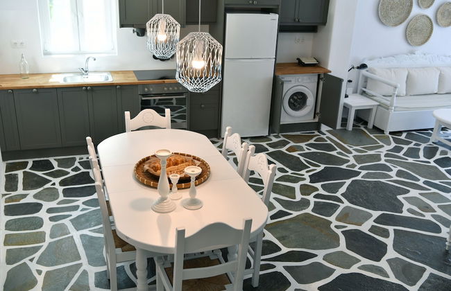 Santa Flora 3 bedroom House - Photo 18