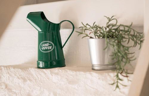 Cosy Cotswolds Farm Stay with Log Burner - Peaceful Winter Retreat - The Dairy - Foto 47