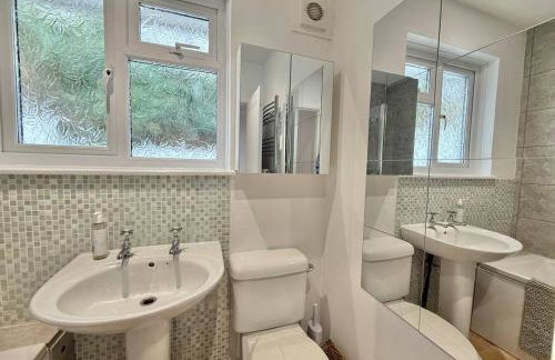 3 Bed Cottage in Central Topsham overlooking the River Exe with Parking - Foto 21