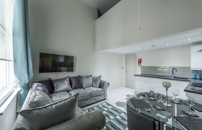 Union Bank Apartments - Photo 27