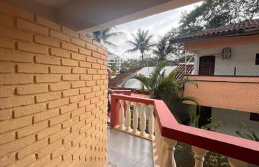 Entre Três Praias - Enseada 200m, Perequê Mirim 200m, Sta Rita 300m, Com Ar Condicionado e Churrasqueira - Foto 24