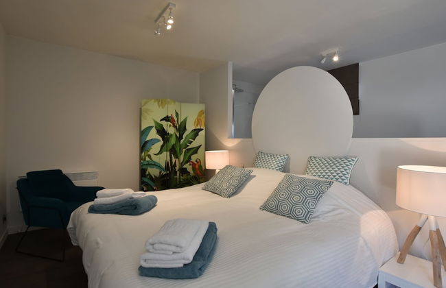 Luxury Villa in Sint-Idesbald with Hot Tub - Photo 22