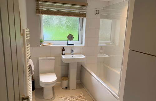 Bronte Country - 2 Bed Apartment near Cliffe Castle - Foto 22