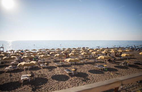 Miledy monolocale direttamente sul mare - Foto 24