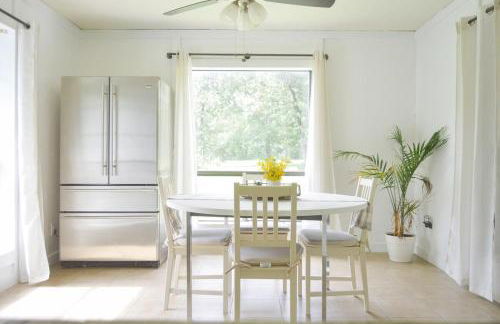 Gorgeous 10 Acre Modern Farmhouse & Private Pond - Photo 18