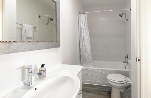 Brentwood 1BR w Pool nr UCLA Whole Foods LAX-253 - Photo 10