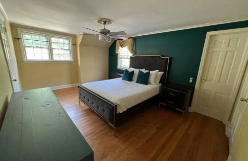 Serene Stay - Stylish House Close to NYC - Foto 35