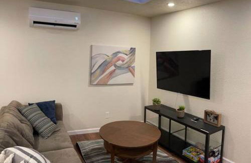 Brand New 2BR CUTE Blue LED in North Fresno - Foto 20