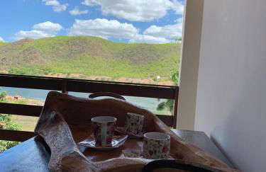 Casa Amarela - 3 suítes e piscina - Foto 11