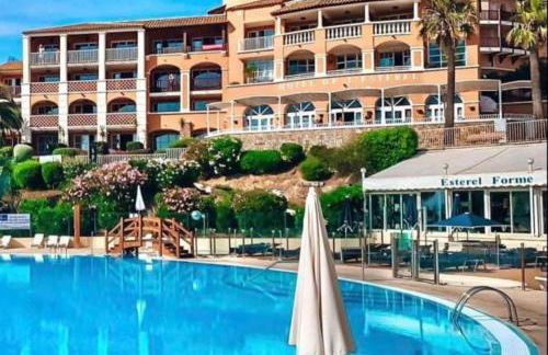 Appartement 4/5 personnes vue mer piscine et montagne Cap Estérel Pierre et Vacance nature et sport - Foto 21