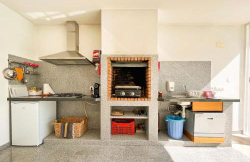 Edles Apartment in Architektenvilla mit großem Pool, Sauna, Dachterrasse und malerischem Garten - Foto 23