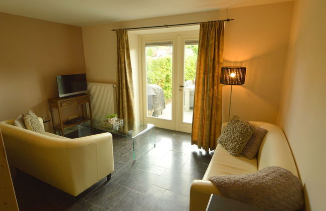 Stunning Holiday Home Near Forest in Slenaken - Photo 35